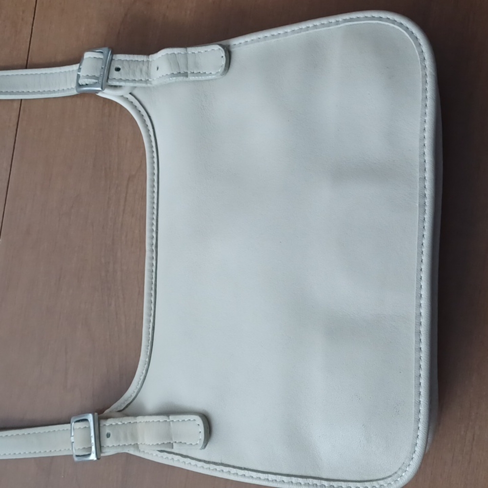 Vintage coach crossbody